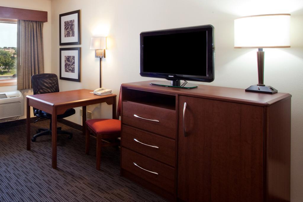 Cobblestone Hotel & Suites - Wisconsin Rapids Zewnętrze zdjęcie