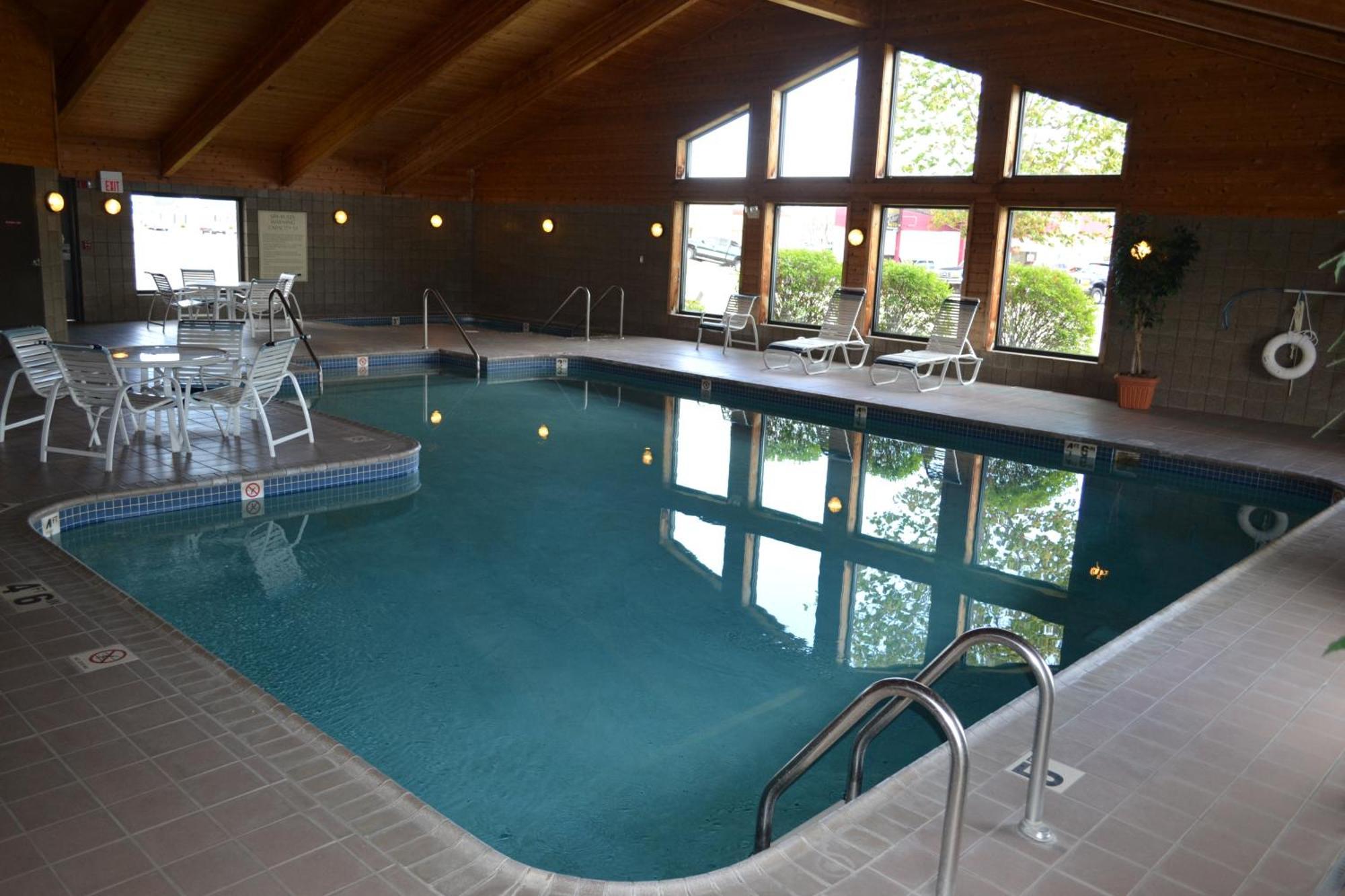 Cobblestone Hotel & Suites - Wisconsin Rapids Zewnętrze zdjęcie