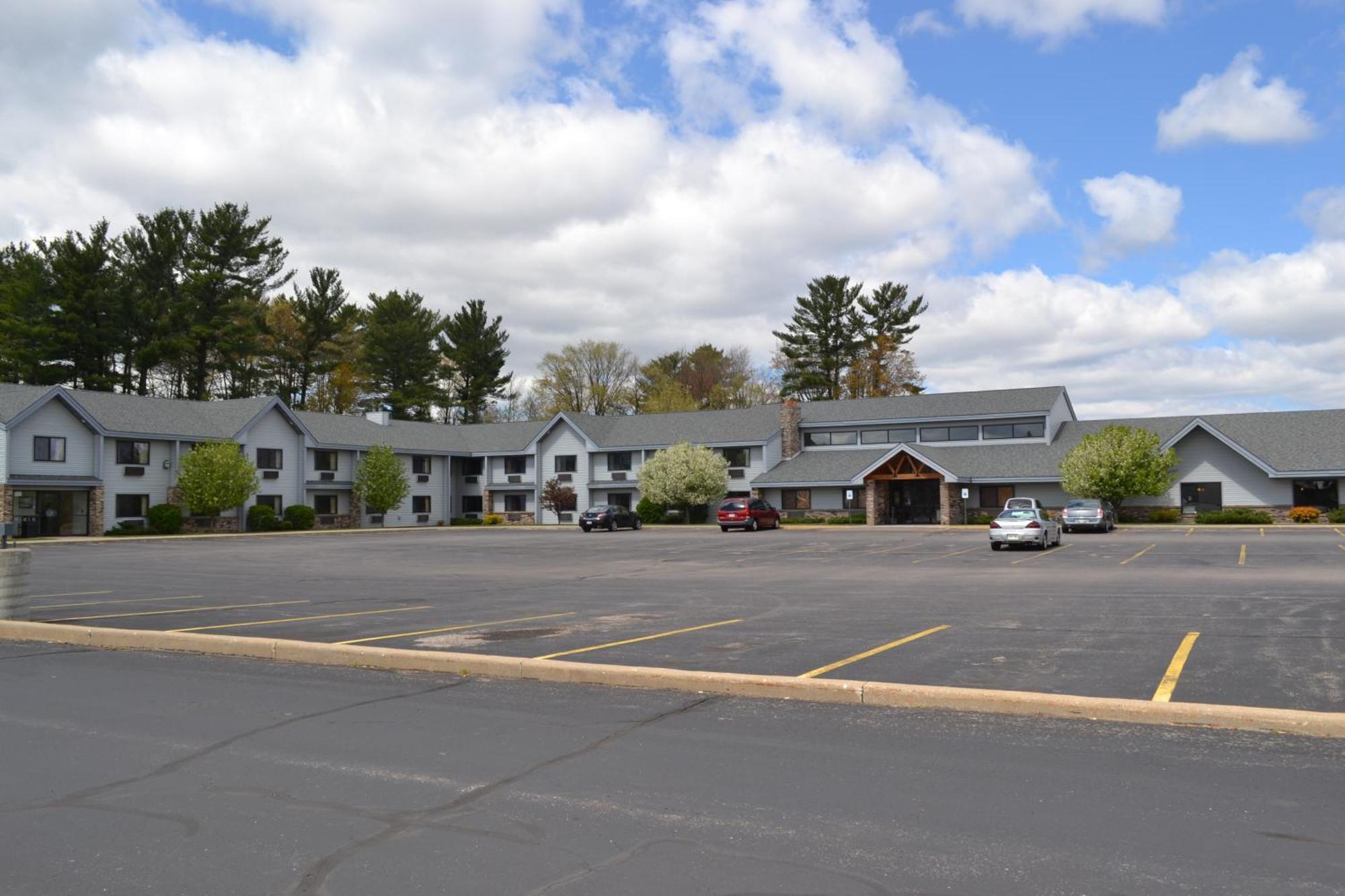Cobblestone Hotel & Suites - Wisconsin Rapids Zewnętrze zdjęcie