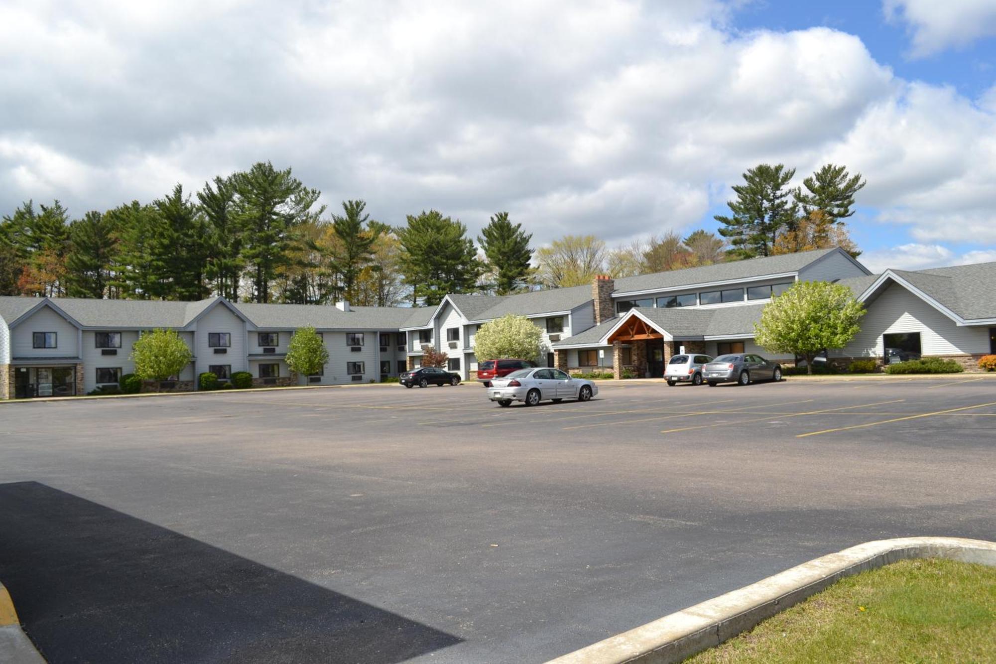 Cobblestone Hotel & Suites - Wisconsin Rapids Zewnętrze zdjęcie