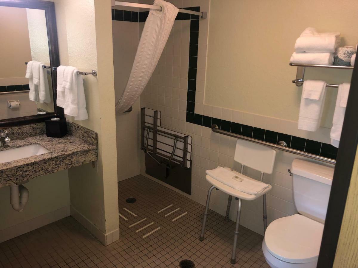 Cobblestone Hotel & Suites - Wisconsin Rapids Zewnętrze zdjęcie