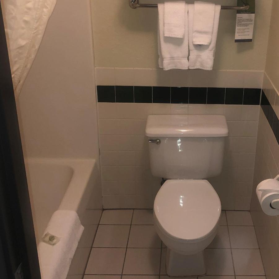 Cobblestone Hotel & Suites - Wisconsin Rapids Zewnętrze zdjęcie